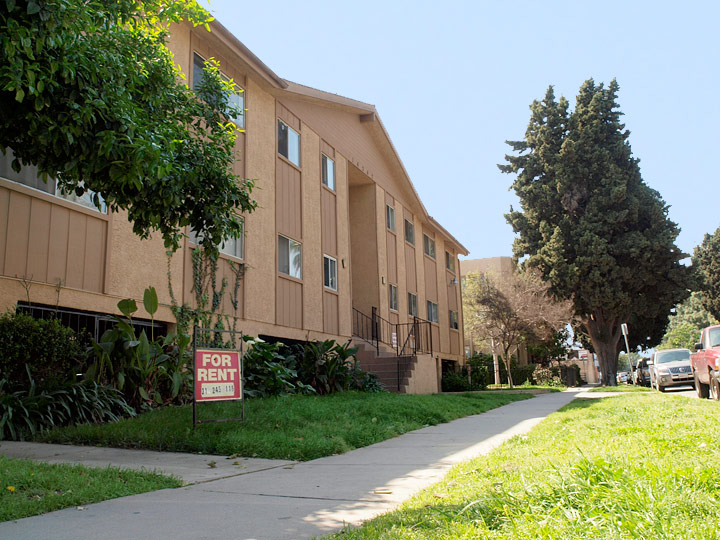 Friar St. Apartments, Van Nuys