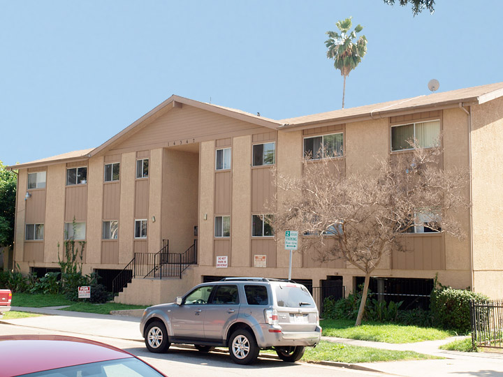 Friar St. Apartments, Van Nuys